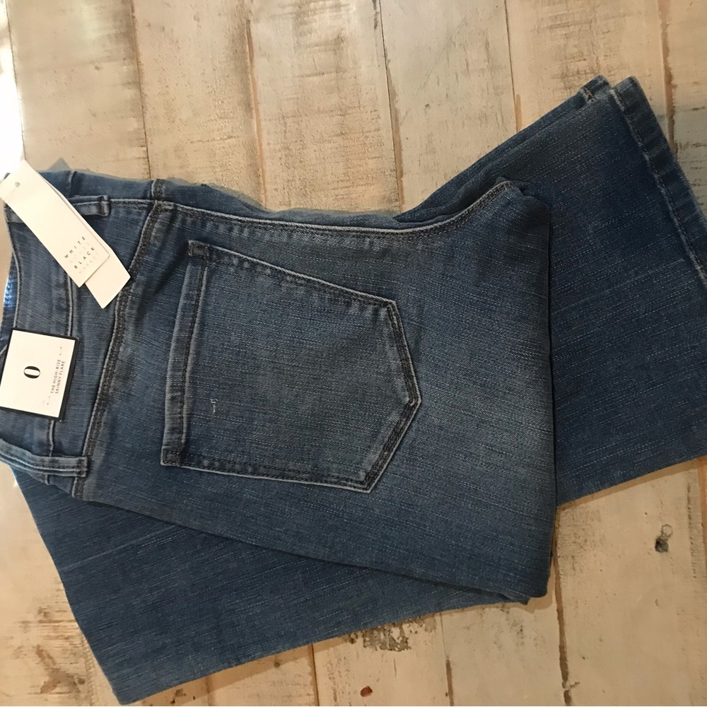 Stretch denim straight leg